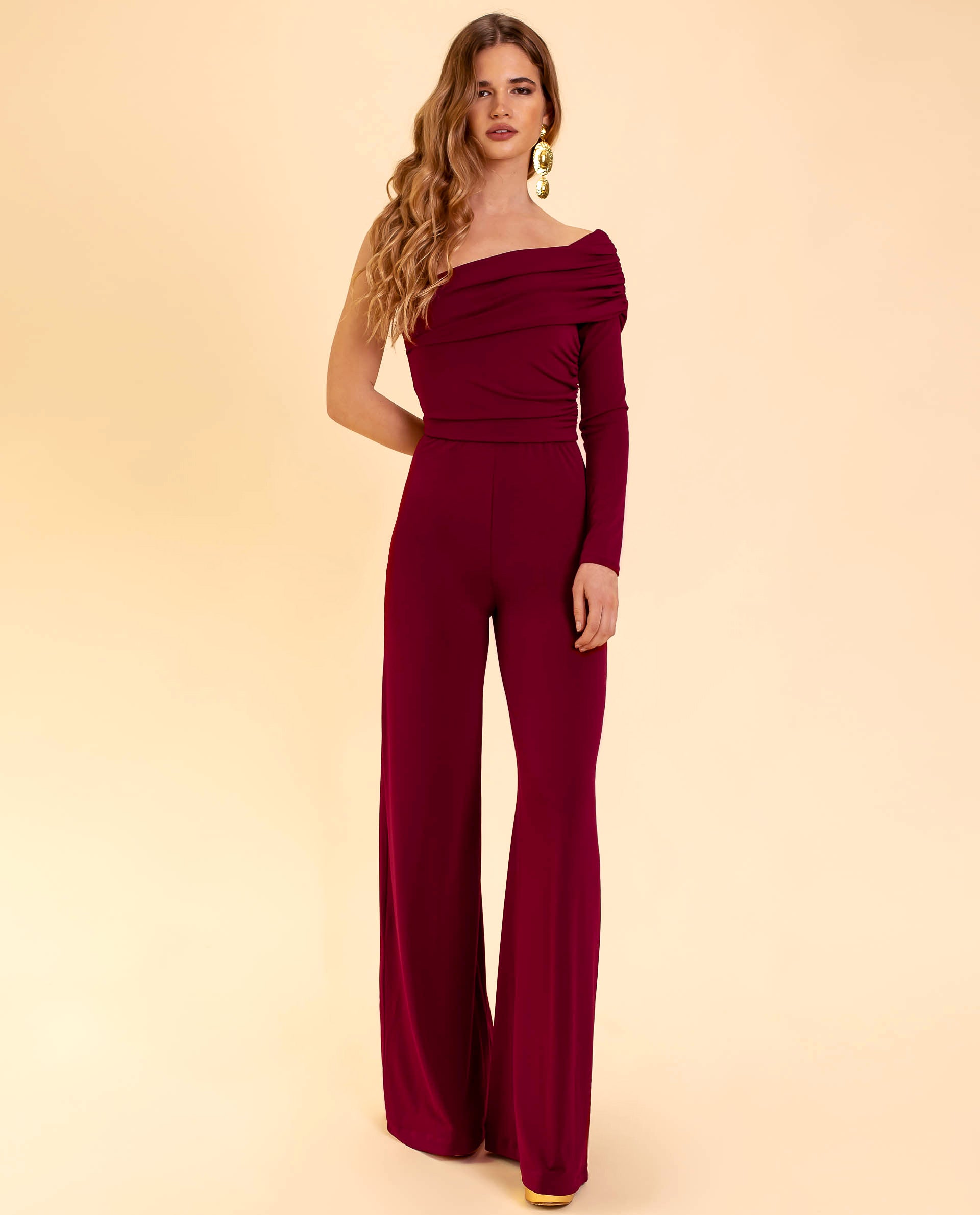 Diona – One-shoulder design – Burgundy jumpsuit-Apparel & Accessories > Clothing > One-Piece Suits > Formal Jumpsuits-Cíelo Fióra Atelier