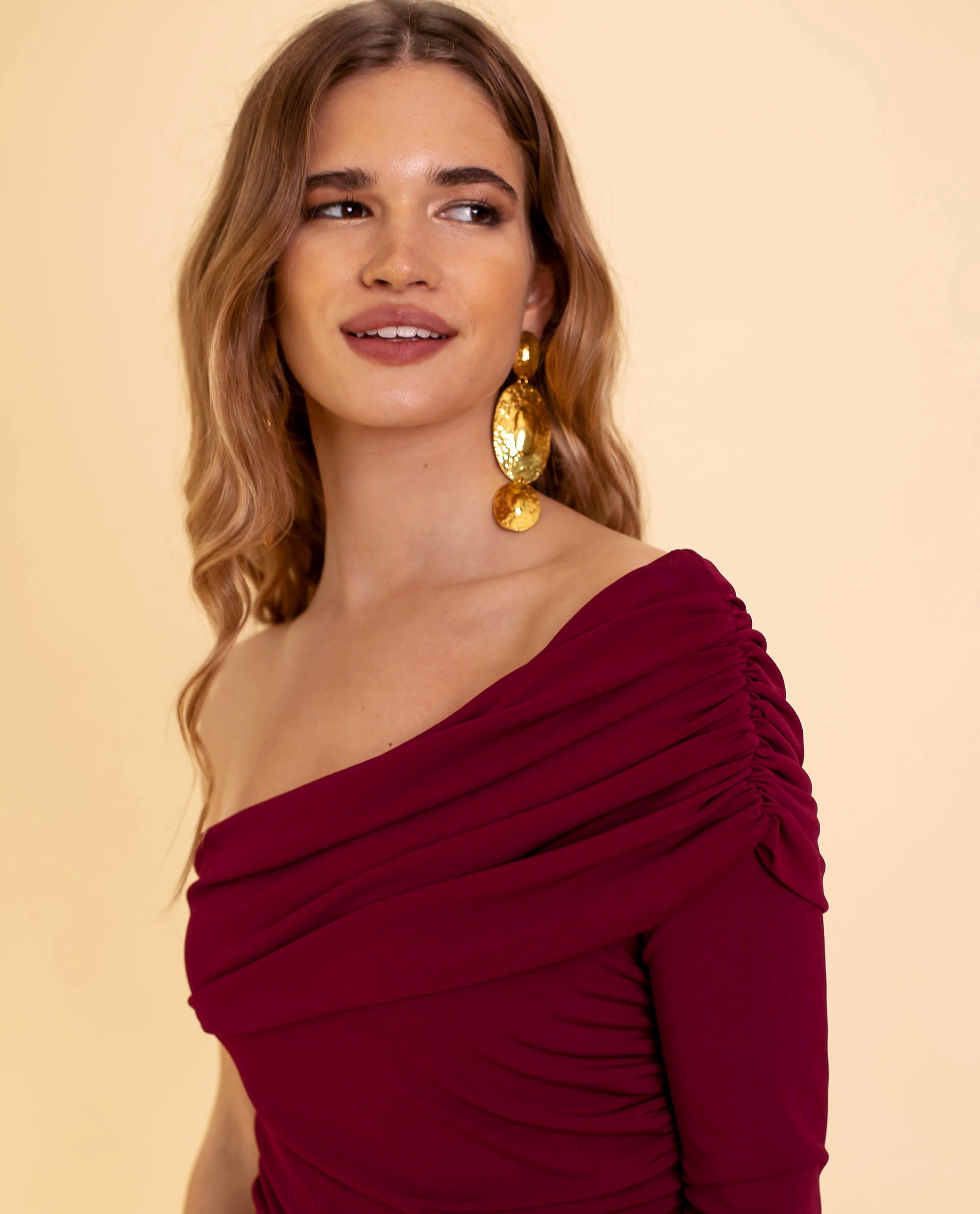 Diona – One-shoulder design – Burgundy jumpsuit-Apparel & Accessories > Clothing > One-Piece Suits > Formal Jumpsuits-Cíelo Fióra Atelier