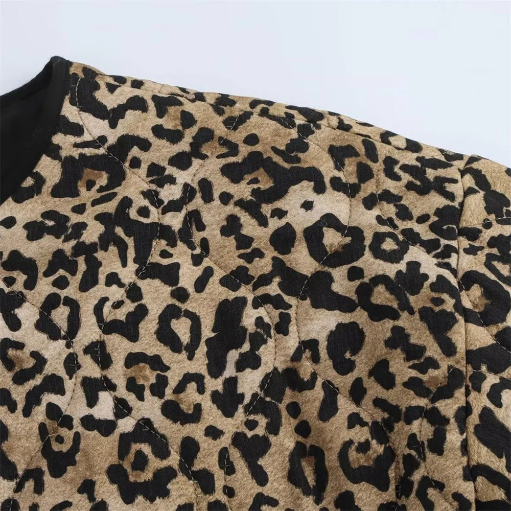 Esméralda – Leopard pattern – Single-breasted coat-Apparel & Accessories > Clothing > Outerwear > Coats & Jackets > Long Coats-Cíelo Fióra Atelier