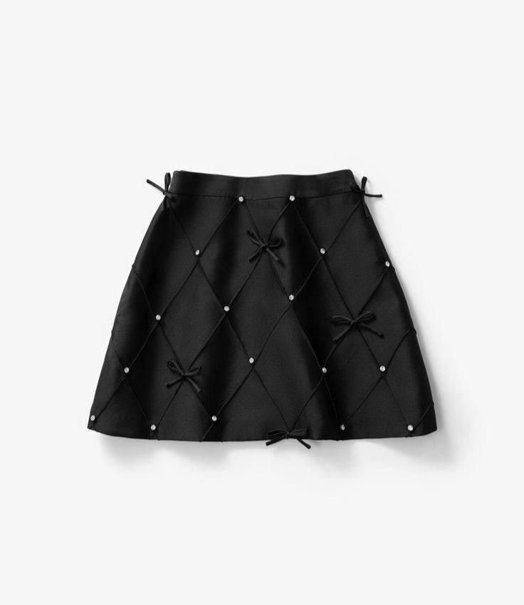 Molly Sweet satin mini skirt – elegant design-Cíelo Fióra Atelier