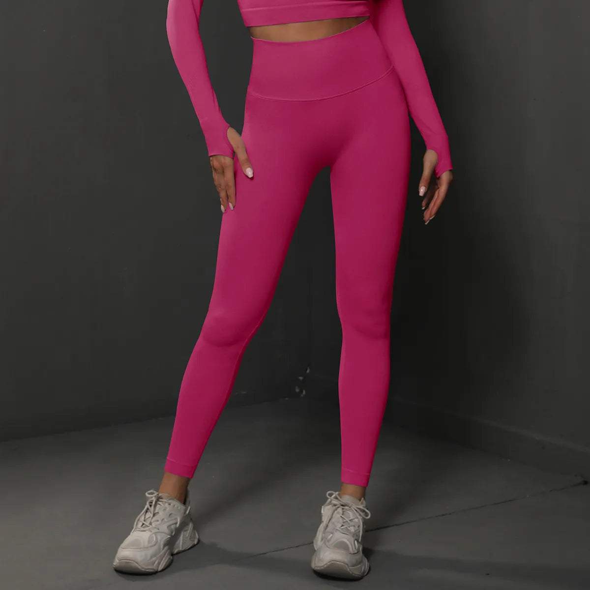 Nicoletta – Seamless design – Sleek gymwear leggings-Apparel & Accessories > Clothing > Activewear > Leggings > Seamless Leggings-Cíelo Fióra Atelier