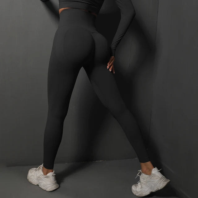 Nicoletta – Seamless design – Sleek gymwear leggings-Apparel & Accessories > Clothing > Activewear > Leggings > Seamless Leggings-Cíelo Fióra Atelier