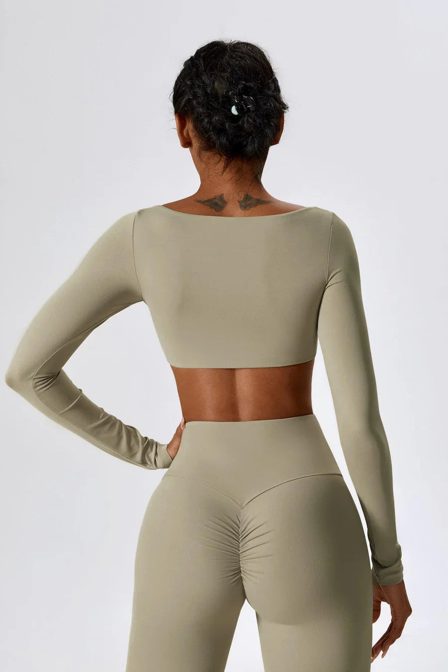 Oceane – U-neckline – Seamless crop top-Apparel & Accessories > Clothing > Shirts & Tops > Training Crop Tops-Cíelo Fióra Atelier